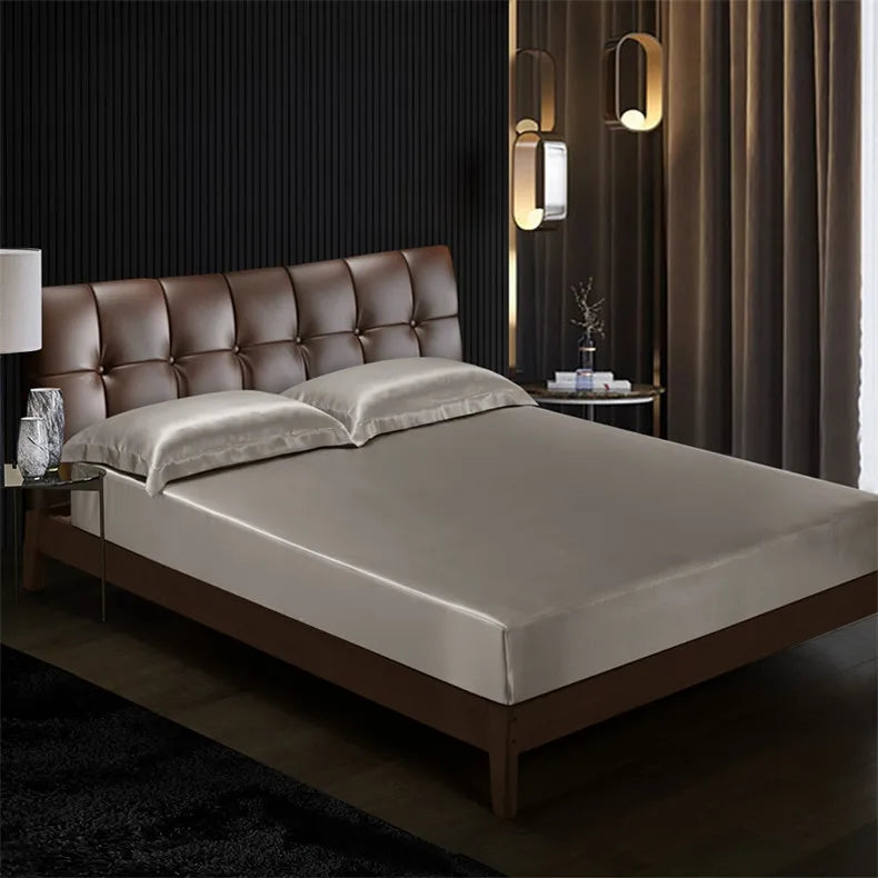 Drap housse en soie gris claire - 150x200x25cm